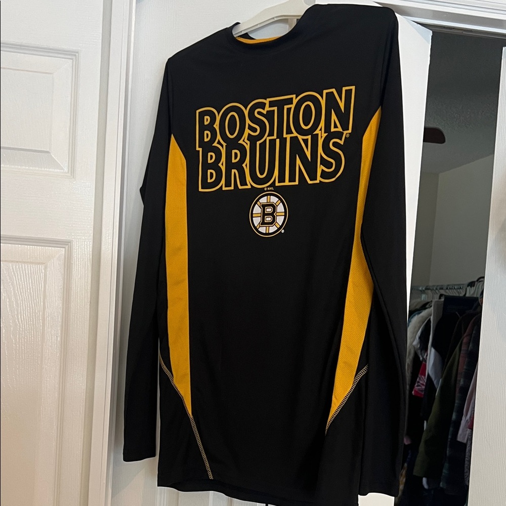 NHL Boston Bruins long sleeve shirt